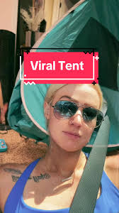 Hui Lingyang Tent Fold