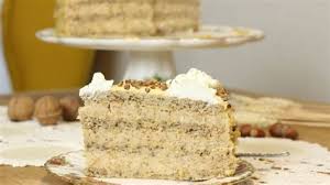 Odličan recept za posnu kremastu tortu od kupovnih gotovih torta. Posna Torta Domaci Recepti Posna Torta Kaffee Und Kuchen Kolaci I Torte Und Kuchen Posna Nepecena Torta Sa Plazma Keksom I Orasima Tonetteg Choral