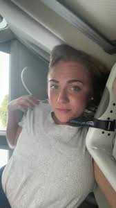 Danielle Holtz (@danielleh1231)