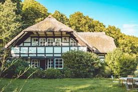 Since 1 january 2005, bergen has moreover been the administrative seat of the amt of bergen auf rügen, which with a population of over 23. Reetdachfachwerkvilla Am Wiesengrund Bergen Auf Rugen Aktualisierte Preise Fur 2021