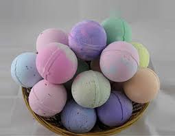See more ideas about bath bomb recipes, diy bath products, homemade bath products. Homemade Bath Bombs Christmas Kidspot