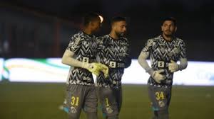 On 13 january 2015, after his deal expired, aranha took legal action against santos due to unpaid wages, the fifth player to do so. Gremio Procura Goleiro Joao Paulo Do Santos E Ve Vladimir Como Opcao Istoe Independente