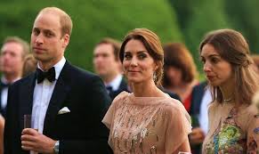 5 july at 11:36 ·. PrinÈul William A InÈelat O Pe Kate Middleton Este Vorba Despre O MarchizÄ Foto Ea Md