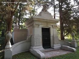 Tfs Photos 1 6 The Groesbeck Mausoleum At The Spring Grove Cemetery Cincinnati Ohio C The Funeral Source Photo Spring Grove Cemetery Cemetery Mausoleum