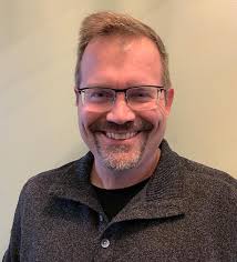 Maine East math teacher Mark Dobner was recently selected for the @uchicago  Outstanding Educator Award. Learn more at the Maine East website.