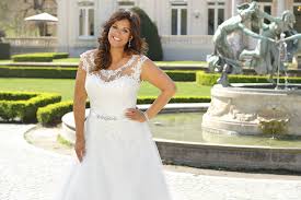 Die moderation hat guido maria kretschmer; Miss Curvy Brautmode Dresden