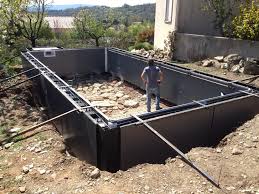 Maybe you would like to learn more about one of these? Construction Piscine Beton Semi Enterree Par Aquarev Piscines A Forcalquier 04300 Aquarev Piscines