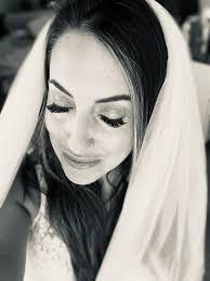 Where to get good lash extensions in Moncton for a wedding?