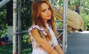 Певица макsим (марина абросимова) в беседе с изданием teleprogramma.pro рассказала, как появился ее псевдоним. Pevica Maksim Pohudela Na 8 Kilogrammov Radi Novogo Klipa Tv Ua