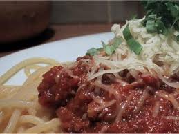 Traditional Italian Spaghetti Bolognese Sauce Spag Bol For Short The Best Recipe You Will Ever Try Plus Garlic Bread Bolognese Recipe Italian Recipes Bolognese