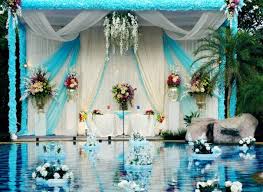Oleh karena itu, sangatlah penting bagi kamu untuk memberikan perhatian lebih dalam memilih warna pada dekorasi pernikahan. 10 Dekorasi Pernikahan Bertema Biru Modern Meenikah Com