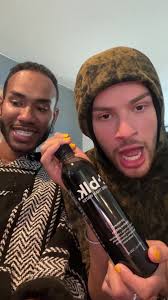 Besties have you ever heard of black water before?!? @Drew (: #fyp  #tastetest #blackwater #bryanthediamond