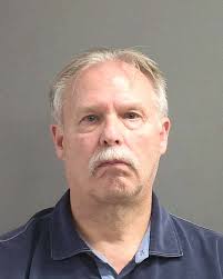 NAME: WEIKER PERRY JAMES 03/21/1961 M W Booking Date: 01/31/2025 Charges:  AGGRAVATED BATTERY (DEADLY WEAPON)/ LEAVING THE SCENE OF CRASH WITH INJURY  Bond: $NO BOND 📷 SOURCE: VOLUSIA COUNTY CORRECTIONS Notice: “This