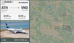 Принудительная посадка самолета ryanair в минске привела к протесту европейских стран и отказу литвы от полетов над белоруссией. Ryanair Plane Makes Emergency Landing In Minsk National Airport