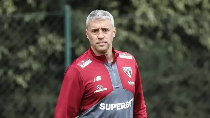 ERRO NA SAÍDA DE CRESPO? São Paulo cai de rendimento após briga com líderes no início do Brasileirão