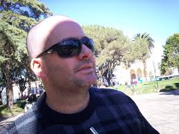 HISTORIAS QUE HACEN HISTORIA: 2010