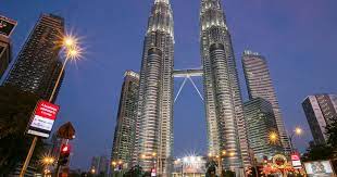They were the tallest buildings in the world from 1998 to 2004 until surpassed by taipei 101, but remain the tallest twin buildings in the world (as of 2010). Petronas Twin Towers Kuala Lumpur Malaysia Civil Snapshot