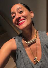 Anybody else really enjoying the fact that tank tops, swimsuits, sundresses  and sandals are way easier to pack than extra hoodies, sweatshirts,  scarves, beanies, gloves and snow boots? 😂 I vote Astro