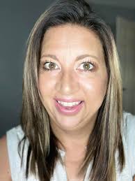 And I'm over it, I'm finally complete again, both eyebrows match  beautifully with Dahlia piercings, I like this combination the most!!!  🖤🇨🇿