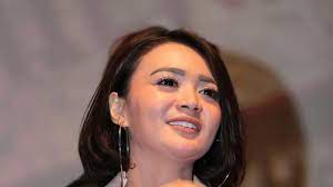 Ini adalah halaman pembicaraan yang digunakan untuk mendiskusikan penyempurnaan artikel wika salim. 6 Potret Candra Permana Mantan Suami Pedangdut Wika Salim Yang Tak Terekspos Hot Liputan6 Com