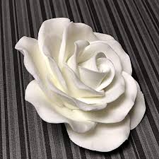 Fondant wedding cake with gumpaste roses photo. Amazon Com Exquisite Rose Sugar Flower Sold Individually Gumpaste Cake Topper White Wedding Cake 3 5 White Grocery Gourmet Food