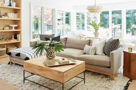 A L Interieur D Une Demeure Lumineuse Au Style Californien Decoration Maison Style Californien Mobilier De Salon