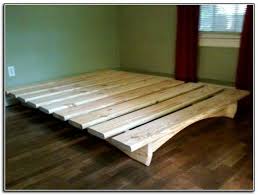 Plattform Bett Rahmen Voll Ein Lattenrost Ist Ein Unverzichtbarer Teil Von Einem Bett Welches Verwendet Diy Platform Bed Diy Platform Bed Plans Diy Bed Frame