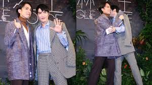 蕭敬騰) debut mandarin solo studio album. Jam Hsiao Yoga Lin To Fight Over Differing Opinions On Talent Show