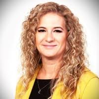 10+ "Lara Cia" profiles