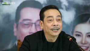 Ông được nhà nước phong tặng danh hiệu nghệ sĩ nhân dân năm 2007. Pya Thfx9jfj8m