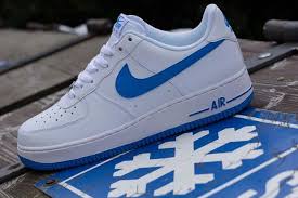 Nike Air Force 1 Low White Photo Blue Eu Kicks Sneaker Magazine Nike Boots Shoes Sneakers Nike Nike Headbands