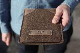 cocones ipad mini 1 2 3 sleeve case cover deep caramel brown wool felt and brown premium leather ipad hulle leder notebook hulle kalenderhulle