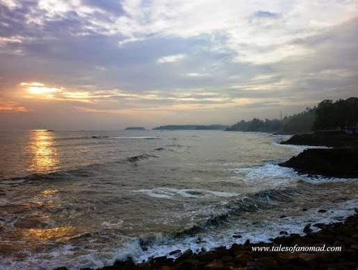 Tales Of A Nomad: Sunset over the Arabian Sea...!!