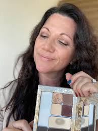 What makeup products do I need for multitasking?