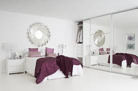 Bunun sebebi, birçok kişinin ayna aynasını modernite ile. Yatak Odasinda Ayna 50 Fotograf Ic Tasarimda Feng Shui Ye Gore Aynaya Sahip Bir Masa Yerlestirme Kurallari