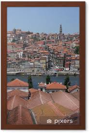 L'ingresso in portogallo continentale, un periodo di isolamento precauzionale di 14 giorni, presso gli aeroporti portoghesi (lisbona, porto, faro, ponta delgada e funchal) hanno attuato diverse misure. Gerahmtes Poster Fiume Douro Porto Portogallo Pixers Wir Leben Um Zu Verandern