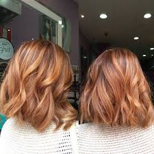 Related article to braune haare kupfer strähnen. Karamell Braune Haare Bob Frisur In Karamellbraun Mit Karamellblonden Strahnen Caramel Haarfarbe Haarfarben Karamell Braune Haare