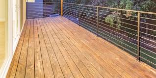 Holzterrassen Und Massivholzdielen In 2020 Holzterrasse Massivholzdielen Diele