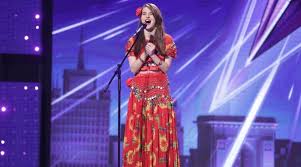 • românii au talent 2021: Claudia Vesa CantÄreaÈa De OperÄ Care A Impresionat Publicul PanÄ La Lacrimi Muzica Face Minuni Romanii Au Talent Protv