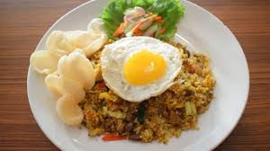 Nasi goreng juga merupakan sebuah makanan berupa nasi yang digoreng dan juga diaduk dengan minyak goreng atau margarin di dalam wajan. Ayo Nikmati Nasi Goreng Hati Menu Andalan Di Rustic Bistro Fave Hotel Banjarmasin Banjarmasinpost Travel
