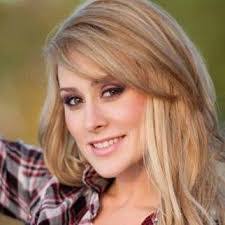 Jeannine Yoder's Instagram, Twitter & Facebook