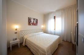 View deals for hotel re enzo, including fully refundable rates with free cancellation. Hotel Re Enzo 76 9 3 Prices Reviews Bologna Italy Tripadvisor