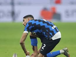 It's becoming more and more common for fifa 21 players to run into professional footballers whilst playing ultimate team. Wirbel Um Wechsel Von Achraf Hakimi Von Real Madrid Zu Inter Mailand