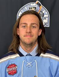 Steven Rasinskis's Instagram, Twitter & Facebook