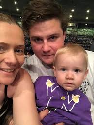 📷 PRE-SHOW SELFIE TIME! 📷 We love the joy in this pic 😊 Thanks for  sharing, Samantha! Feel free to show us your Wiggly snaps in the comments  below ⬇