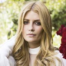 Natasha Lyons Styling (@natashalyonsstyling) • Facebook