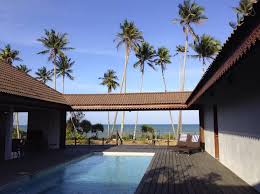 Pantainya yang bersih dan cetek. 19 Banglo Dan Vila Sewaan Untuk Percutian Sekeluarga Yang Lebih Mewah Epik