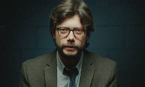 Proprio come un moderno ulisse, il professore della casa di carta usa l'astuzia come cavallo di battaglia. Netflix La Casa Di Carta Chi E Il Professore Alvaro Morte Carriera E Vita Privata
