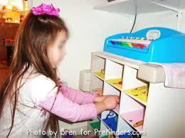 One of our sales representatives will call you to confirm your rental and arrange delivery. Preschool Music Center Prekinders