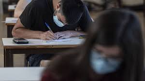 Exames nacionais e provas de equivalência à frequência 2011/2012. Exames Nacionais Publico